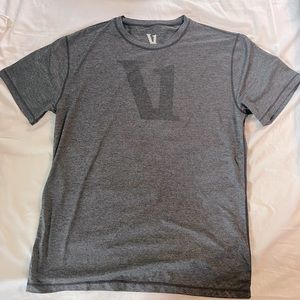 Vuori men’s tee